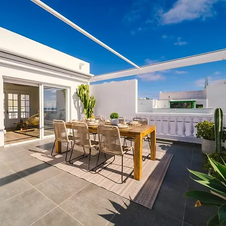 Casa Lola
